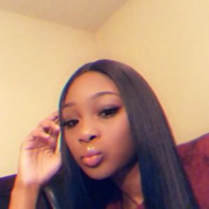 Meet your Posher, Mackenzie